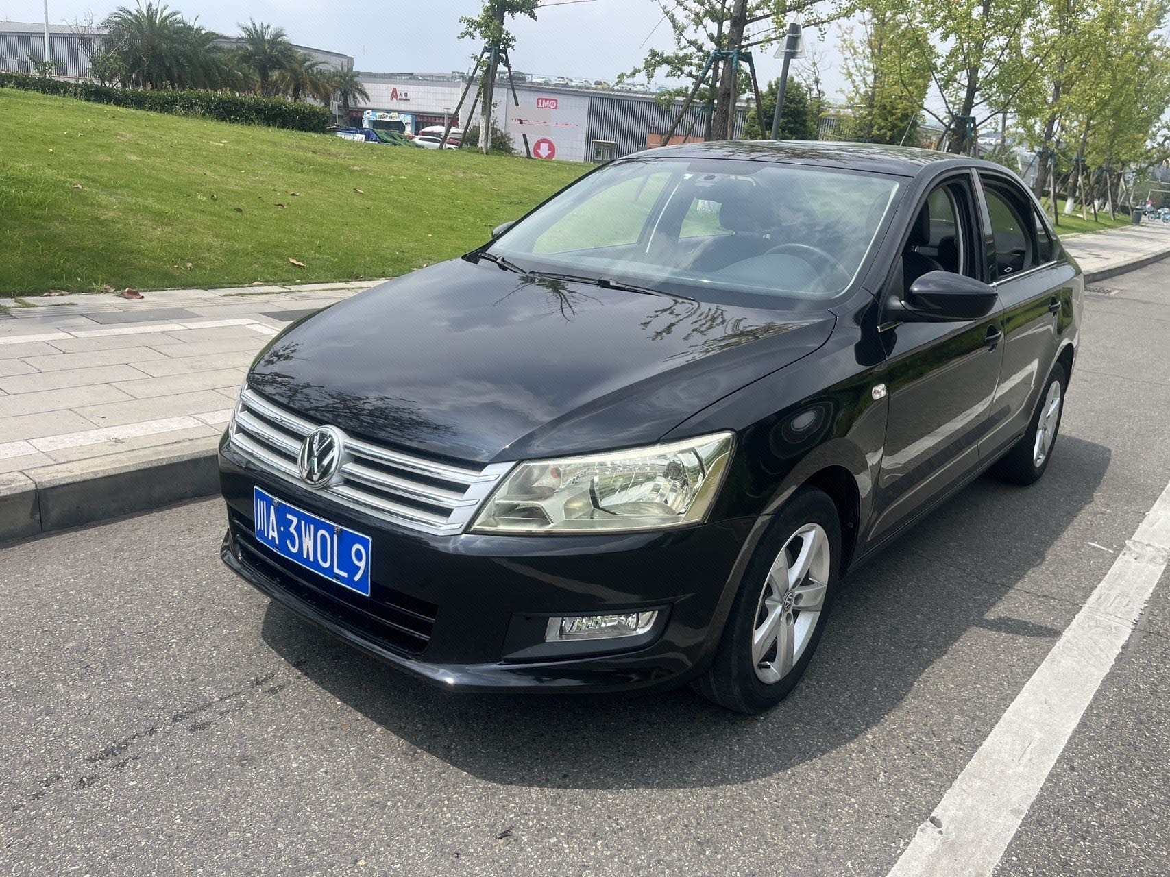 Volkswagen Santana 2015 car image 