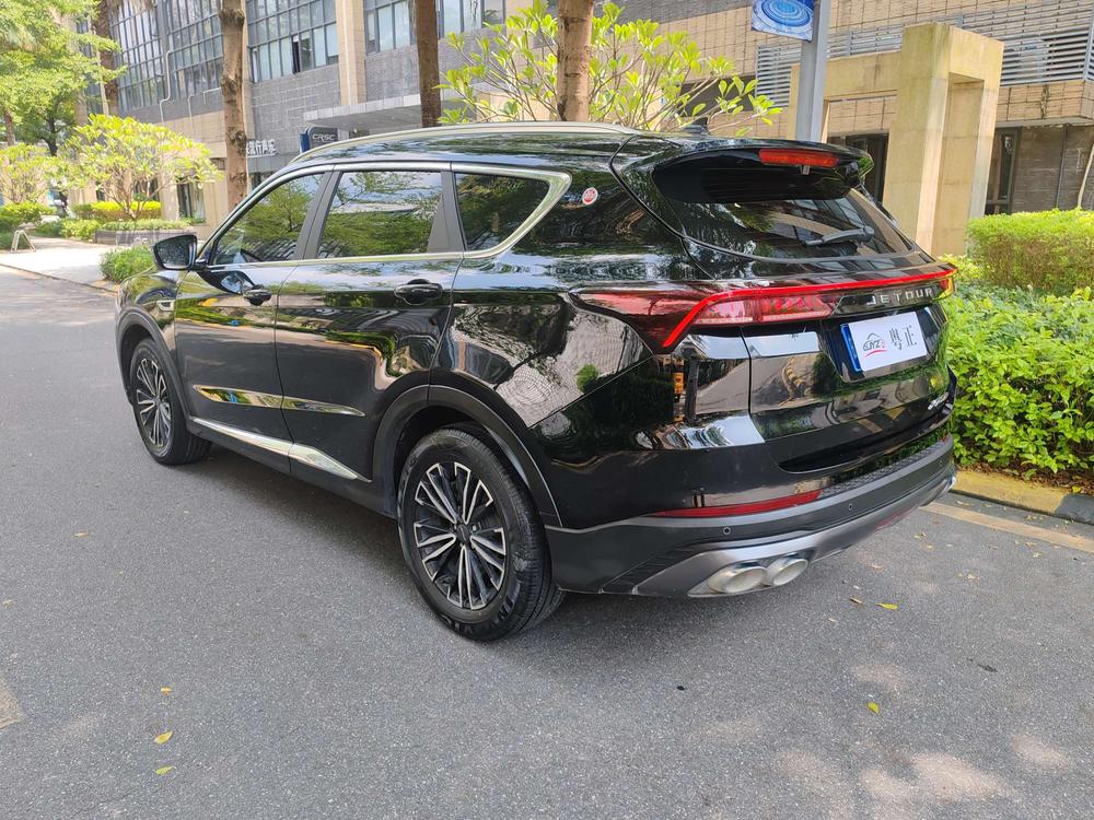 Jetour X70 PLUS 2022 car image #5