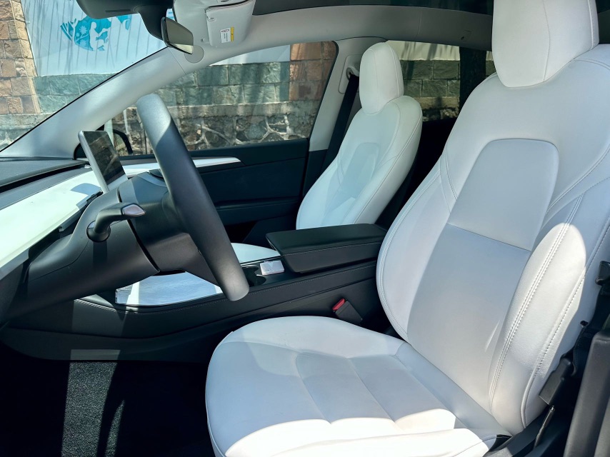 Tesla Model Y 2021 car image #4