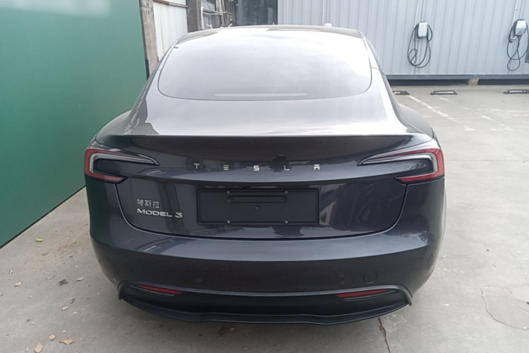 Tesla Model 3 2024 #6 Tesla Model 3 2024 car image #6