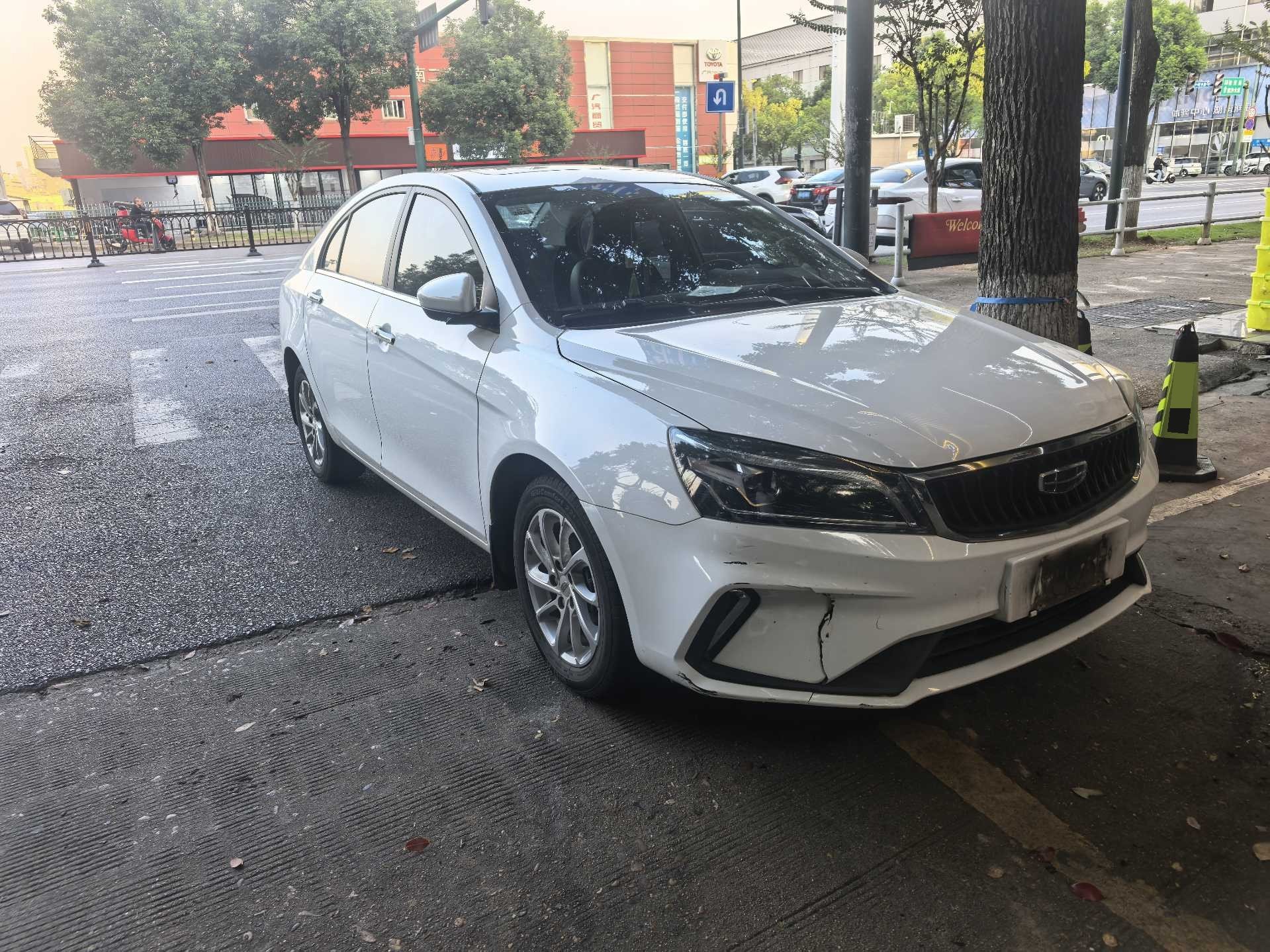 GEELY Emgrand 2021 #2 GEELY Emgrand 2021 immagine di auto #2