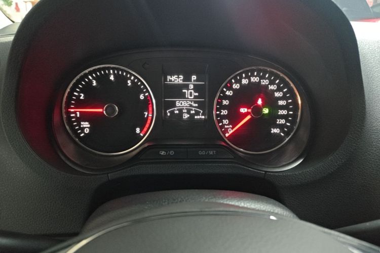 Volkswagen Polo 2019 #16 Volkswagen Polo 2019 car image #16