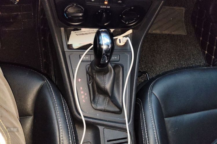 Volkswagen Lavida 2016 car image #16