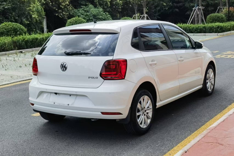 Volkswagen Polo 2015 #7 Volkswagen Polo 2015 car image #7