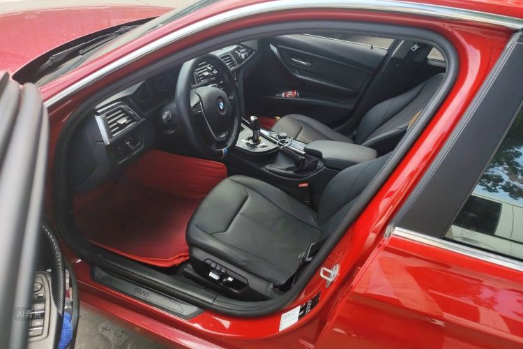 BMW 3 Series 2016 car image #17