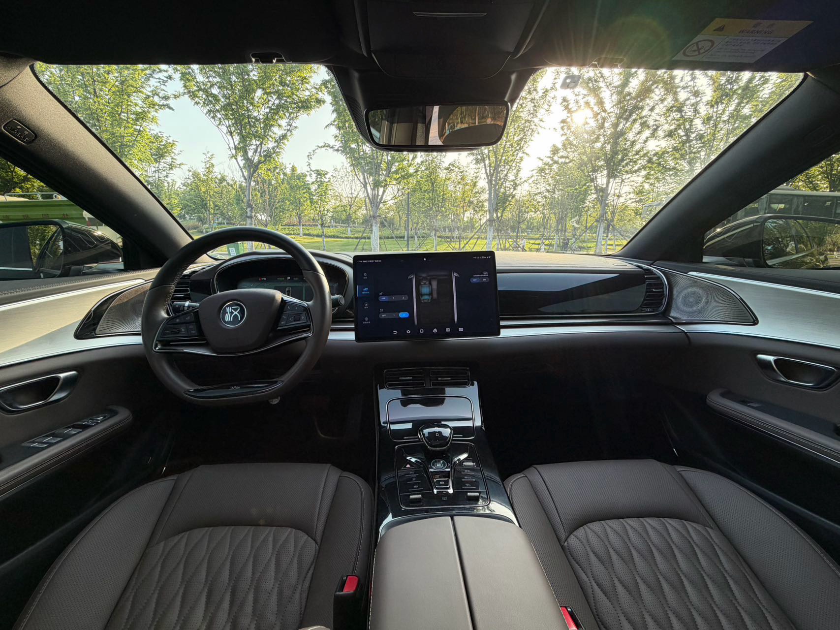 BYD Han 2024 صورة سيارة #4