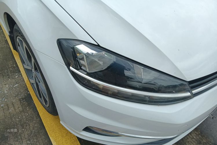 Volkswagen Golf 2020 car image #8