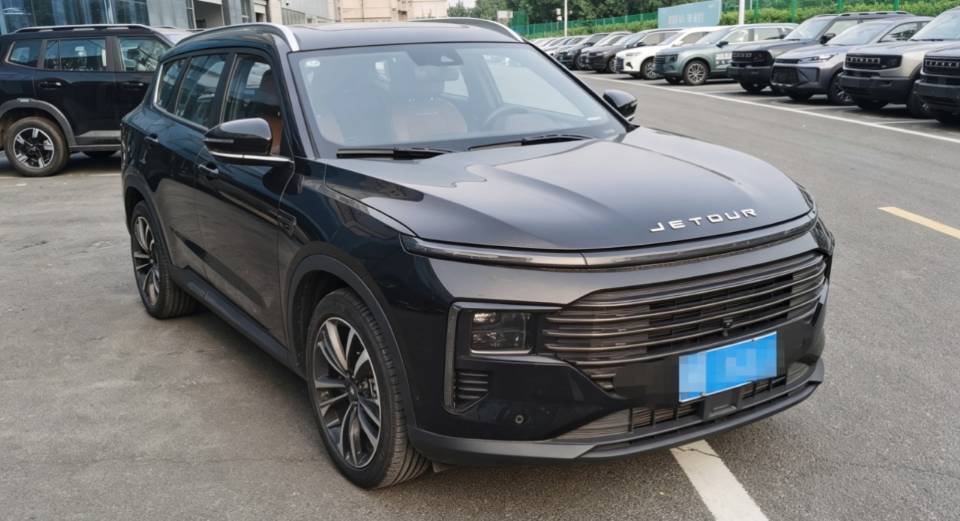 Jetour X70 PLUS 2024 image de voiture #2