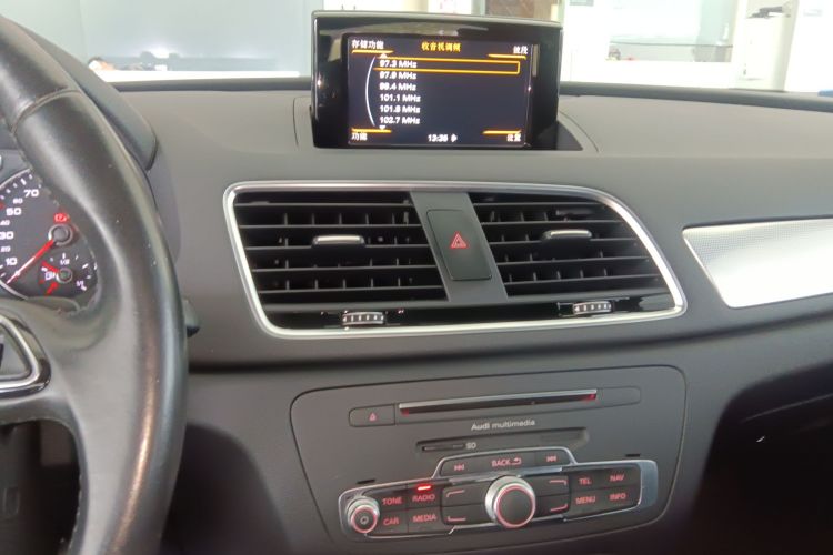 Audi Q3 2017 #13 Audi Q3 2017 صورة سيارة #13