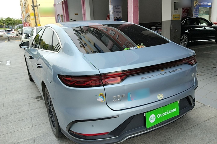 BYD Han 2023 car image #5