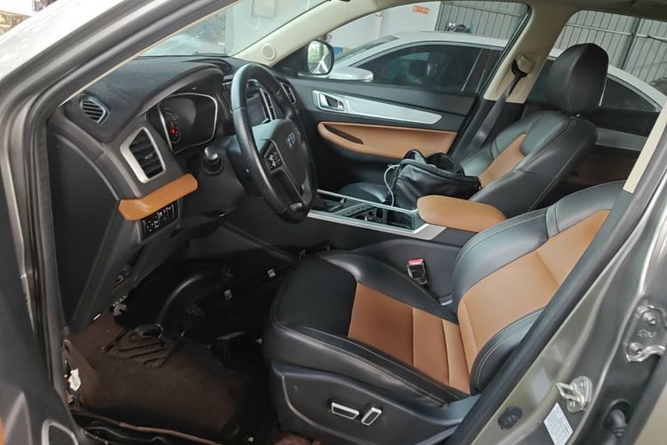 GEELY Vision X6 2019 #15 GEELY Vision X6 2019 car image #15