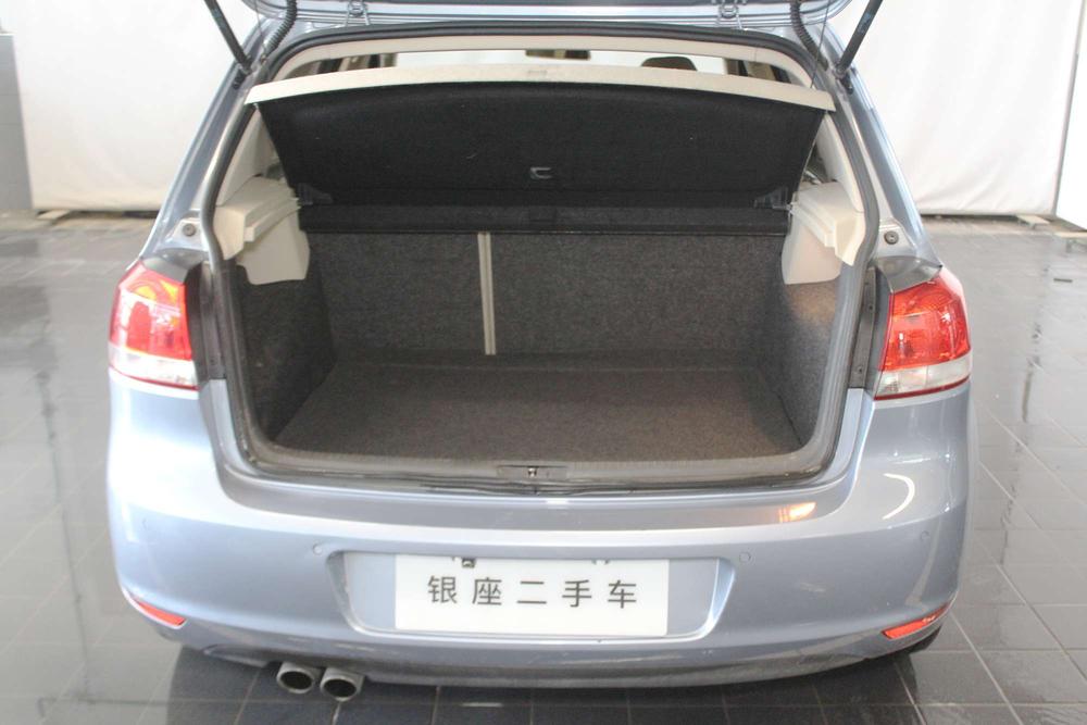 Volkswagen Golf 2013 car image #14