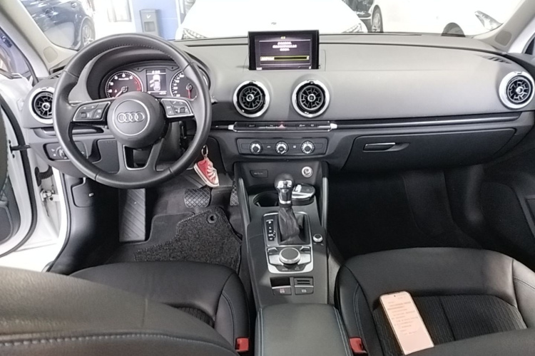 Audi A3 2019 #10 Audi A3 2019 car image #10