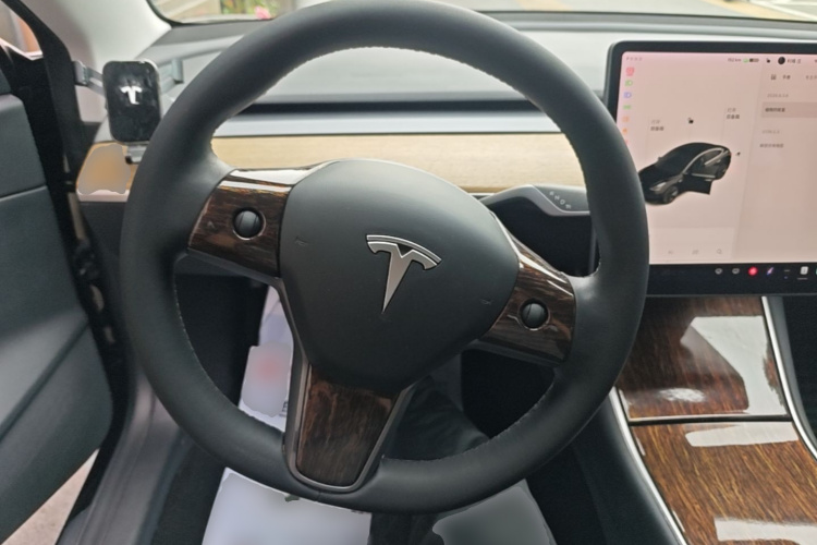 Tesla Model 3 2020 #11 Tesla Model 3 2020 car image #11