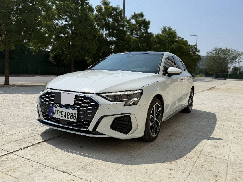 2022 2022 car image