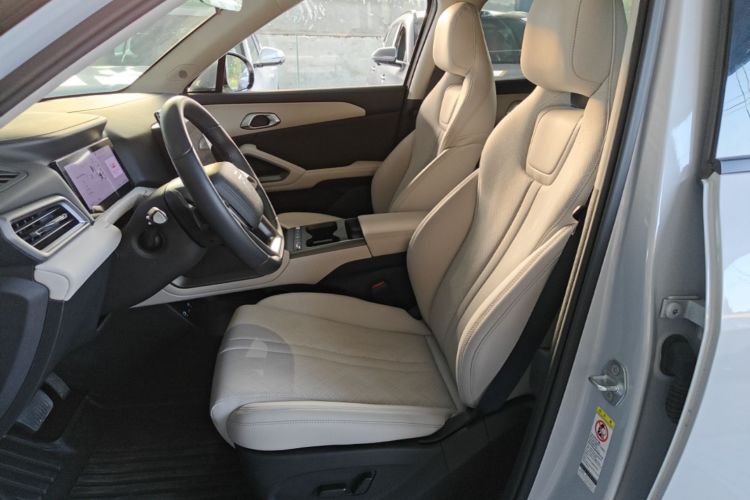 BYD YuanUP 2025 #18 BYD YuanUP 2025 car image #18