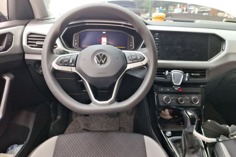 Volkswagen Tacqua 2023 #11 Volkswagen Tacqua 2023 car image #11