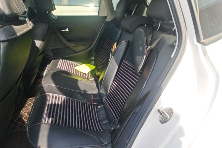 Volkswagen Polo 2019 #17 Volkswagen Polo 2019 car image #17
