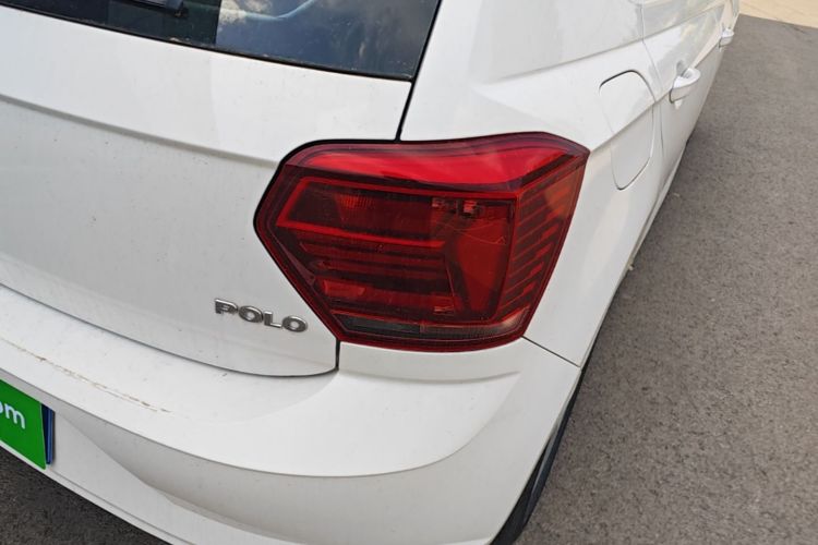 Volkswagen Polo 2020 car image #8