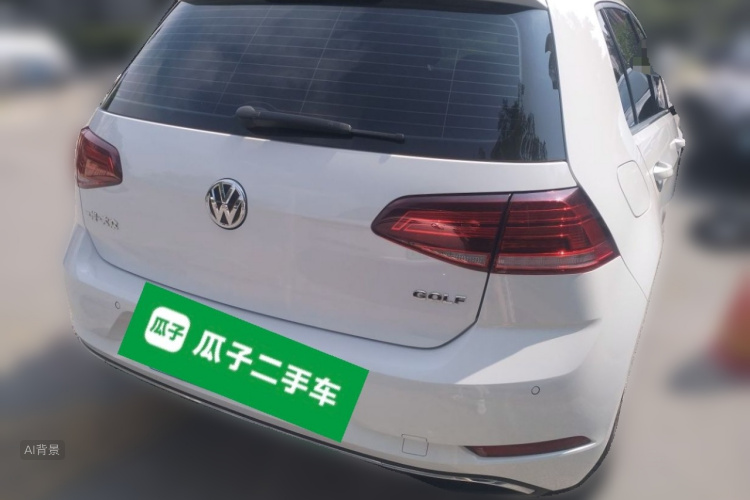 Volkswagen Golf 2018 car image #6