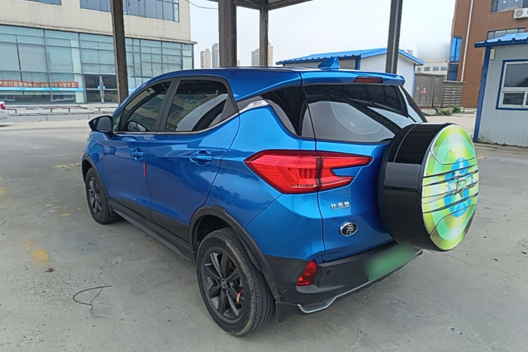 BYD Yuan New Energy 2019 #5 BYD Yuan New Energy 2019 изображение автомобиля #5