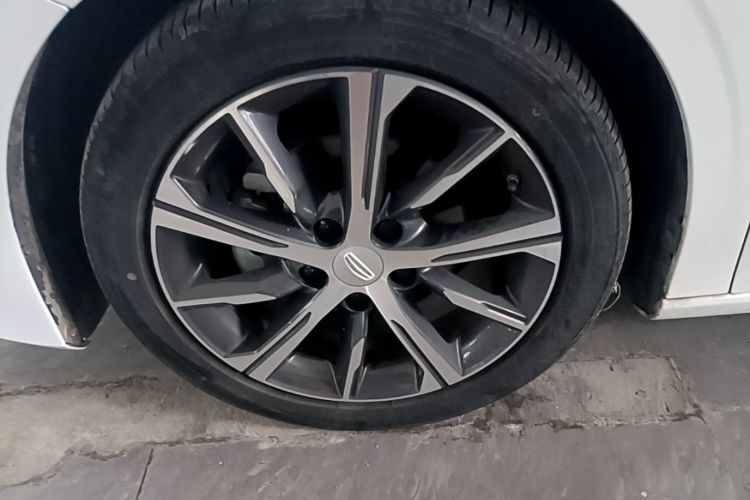 GEELY Emgrand 2023 #9 GEELY Emgrand 2023 car image #9