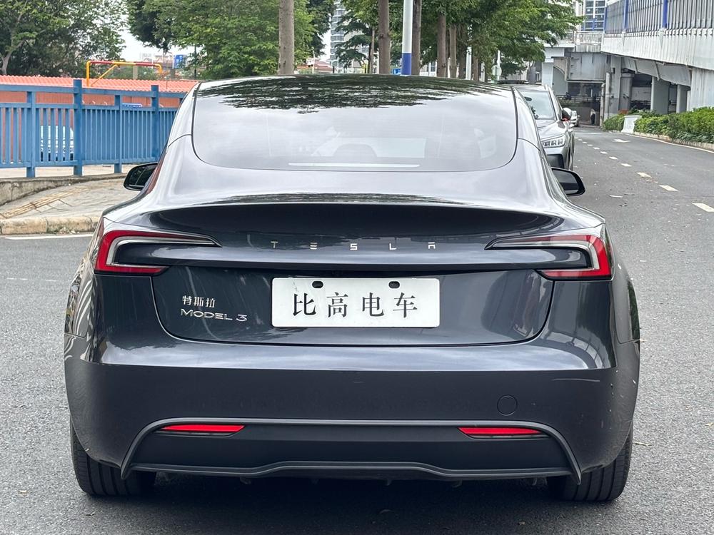 Tesla Model 3 2024 #6 Tesla Model 3 2024 car image #6
