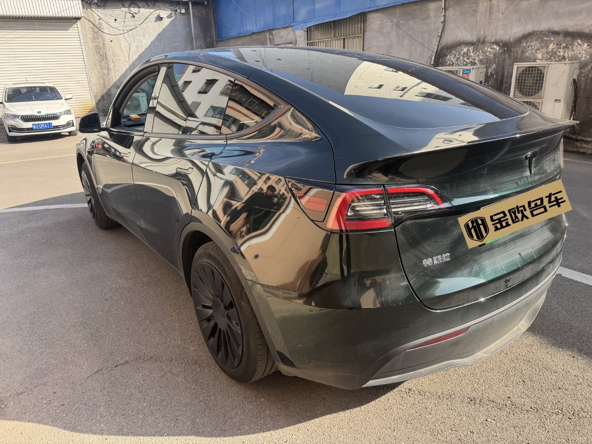 Tesla Model Y 2024 #9 Tesla Model Y 2024 immagine di auto #9