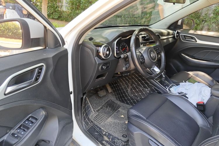 MG ZS 2017 #18 MG ZS 2017 car image #18