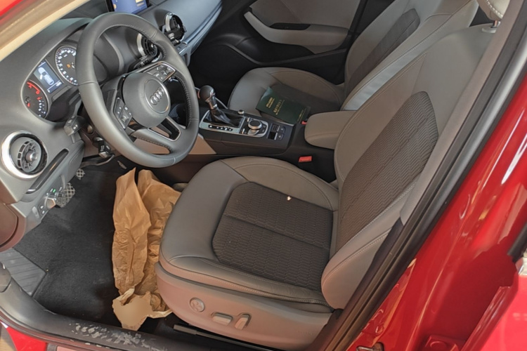 Audi A3 2020 immagine di auto #15