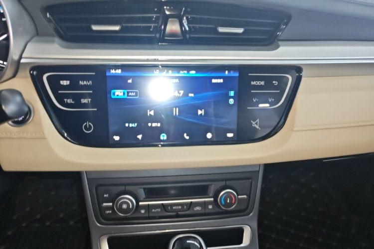 GEELY Emgrand 2019 #13 GEELY Emgrand 2019 car image #13