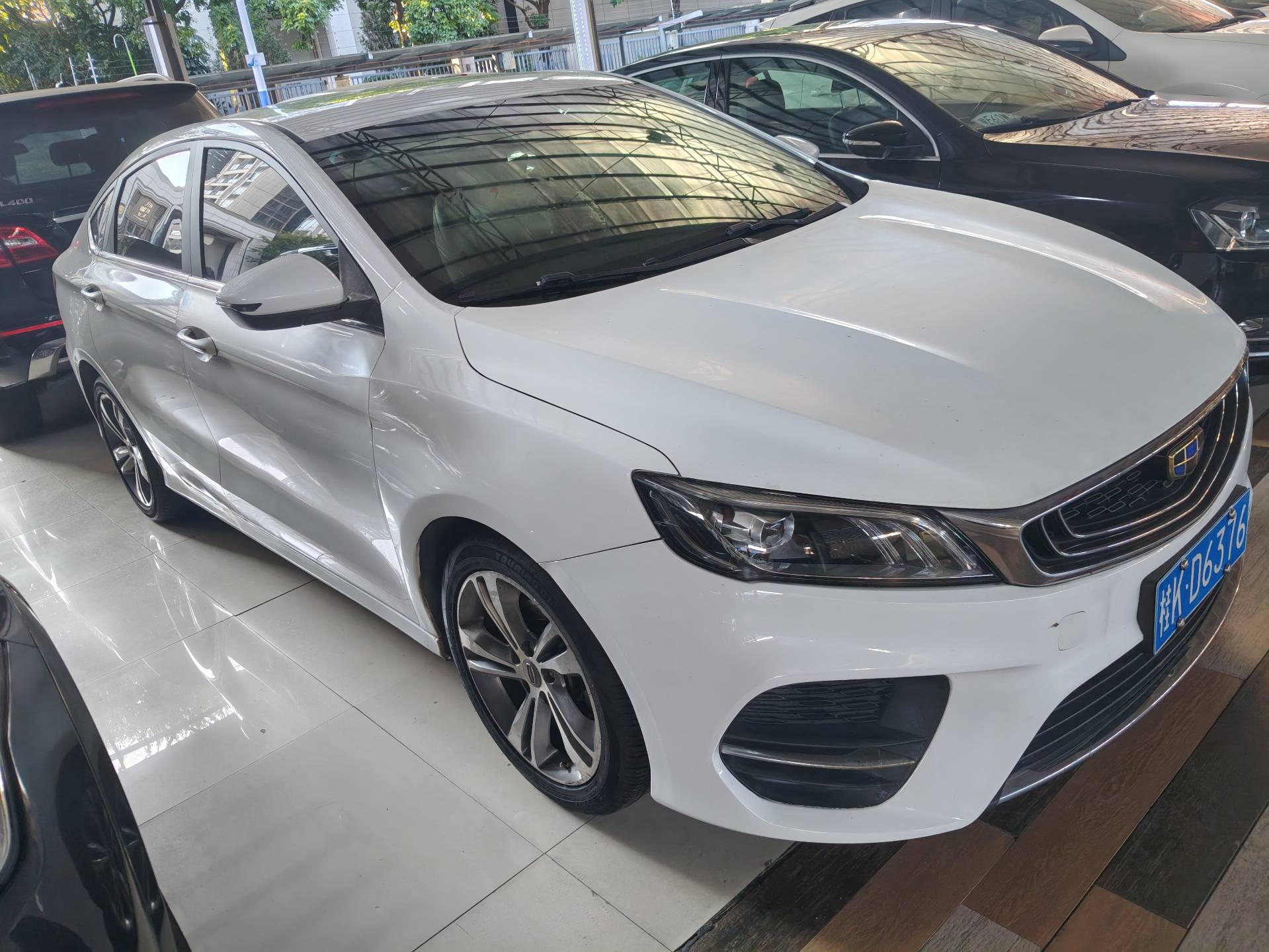 GEELY Binray 2018 car image #2