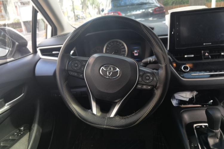 Toyota Corolla 2019 #11 Toyota Corolla 2019 car image #11