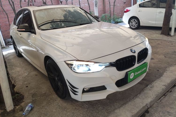 BMW 3 Series 2018 #4 BMW 3 Series 2018 car image #4