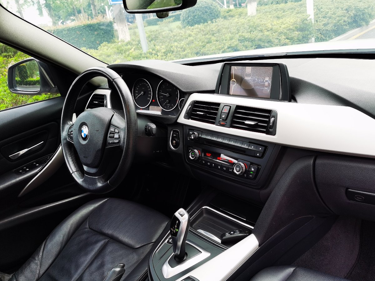 BMW 3 Series 2014 imagen de coche #11