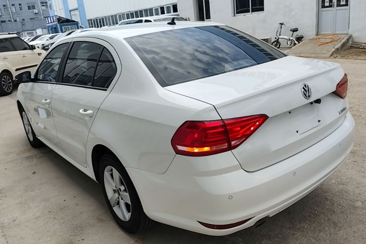 Volkswagen Lavida 2016 car image #5