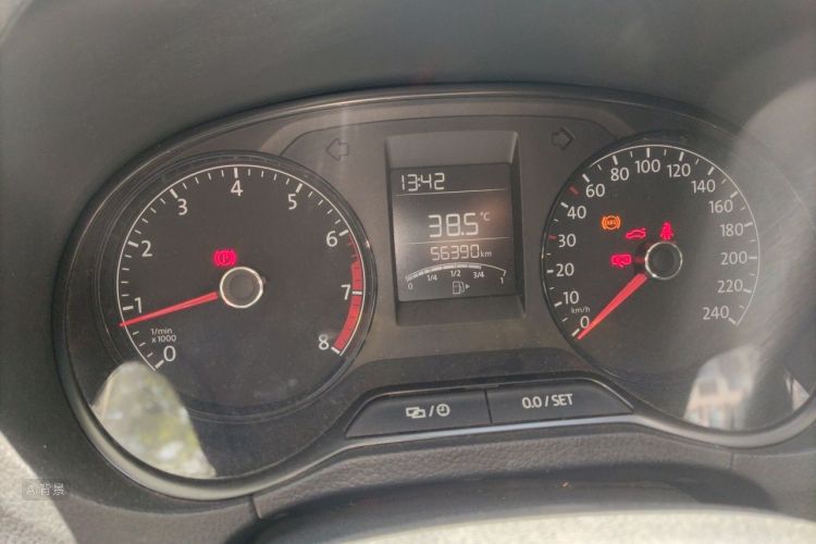 Volkswagen Polo 2016 #14 Volkswagen Polo 2016 car image #14