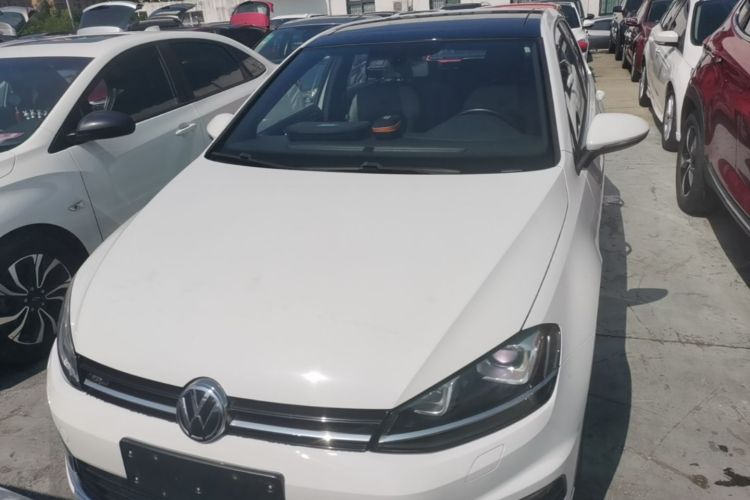 Volkswagen Golf 2015 car image #3