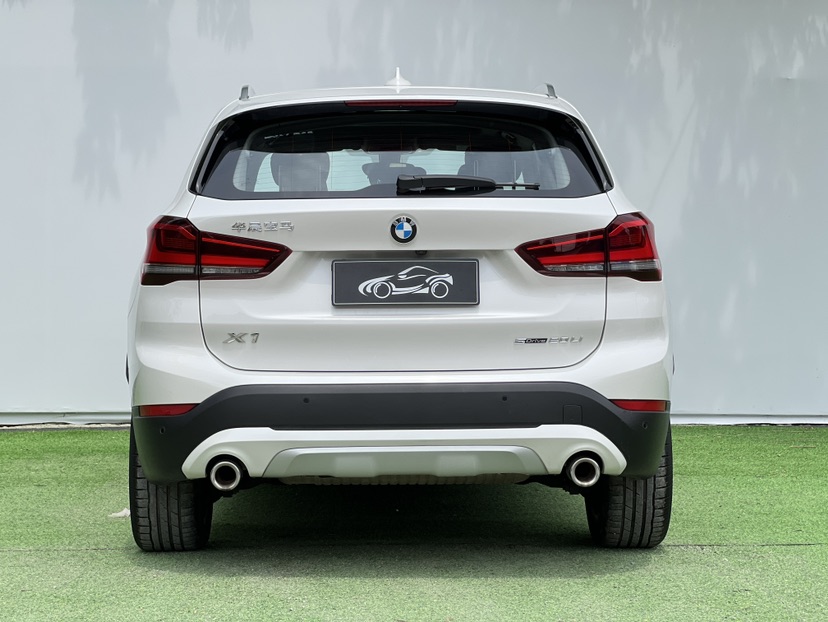 BMW X1 2022 image de voiture #5