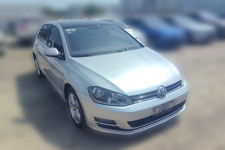 Volkswagen Golf 2015 car image #4
