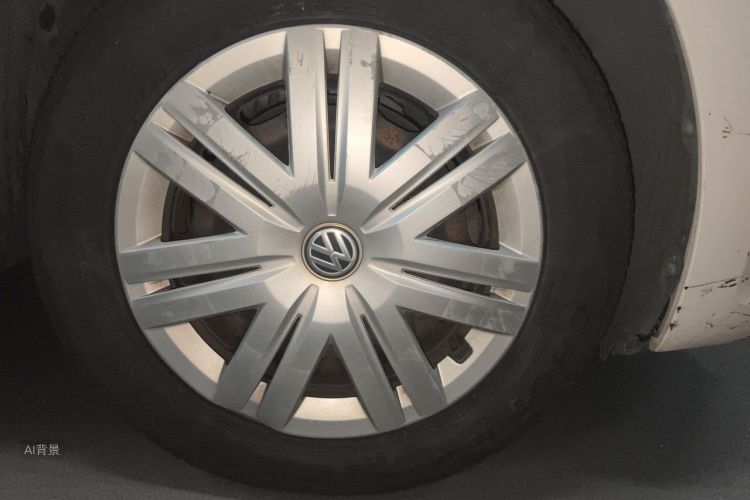 Volkswagen Polo 2018 car image #9