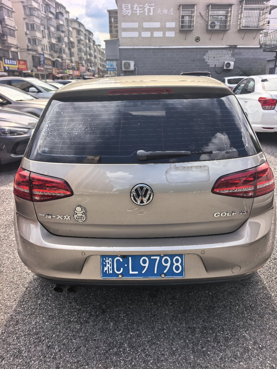 Volkswagen Golf 2015 car image #4
