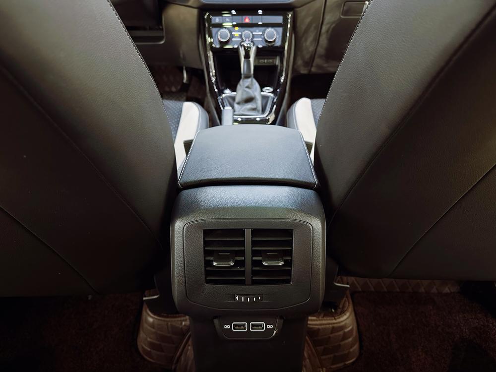Volkswagen Tacqua 2022 car image #9