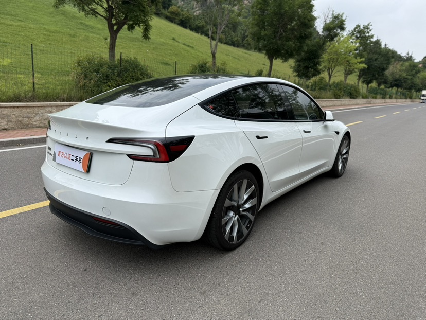 Tesla Model 3 2023 #6 Tesla Model 3 2023 car image #6