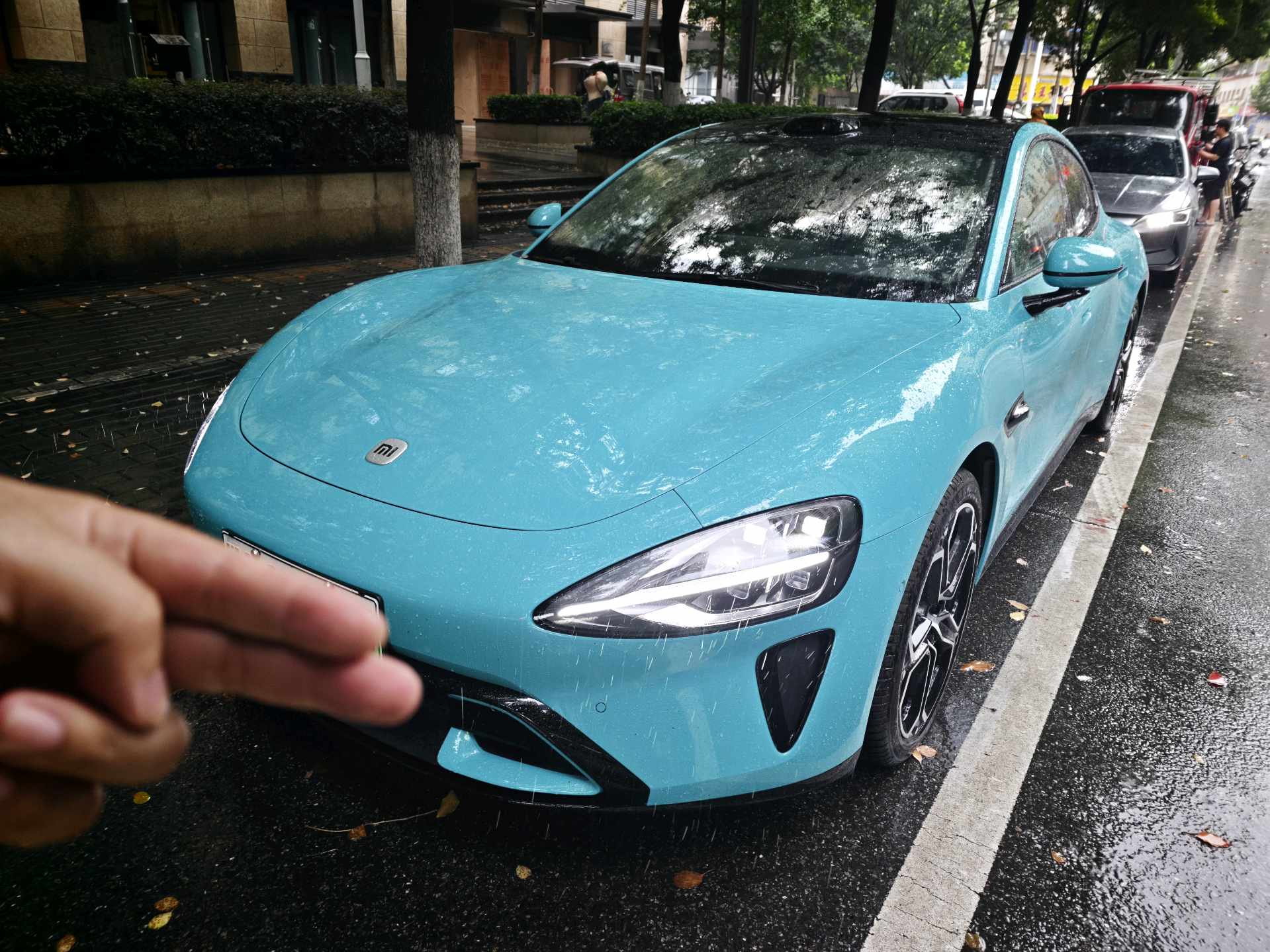 MI SU7 2025 MI SU7 2025 car image