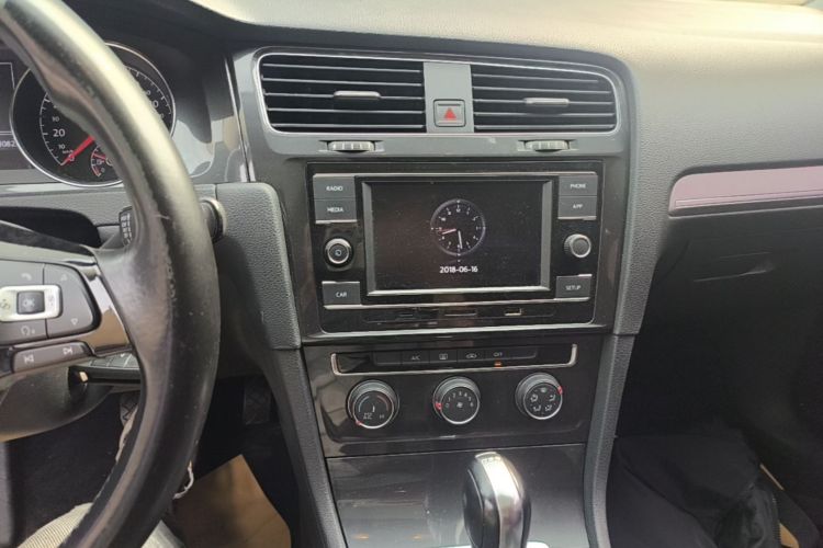 Volkswagen Golf 2018 #17 Volkswagen Golf 2018 car image #17