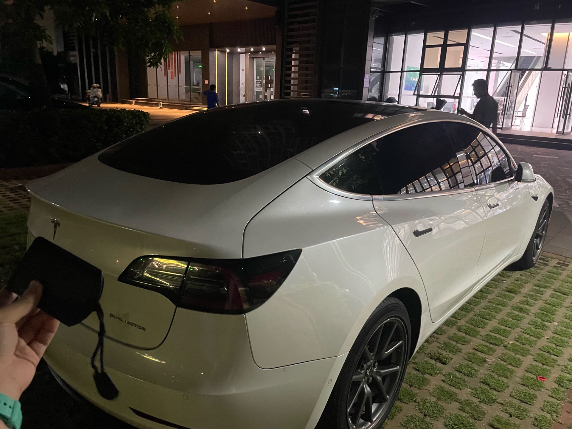 Tesla Model 3 (Imported) 2020 car image #4