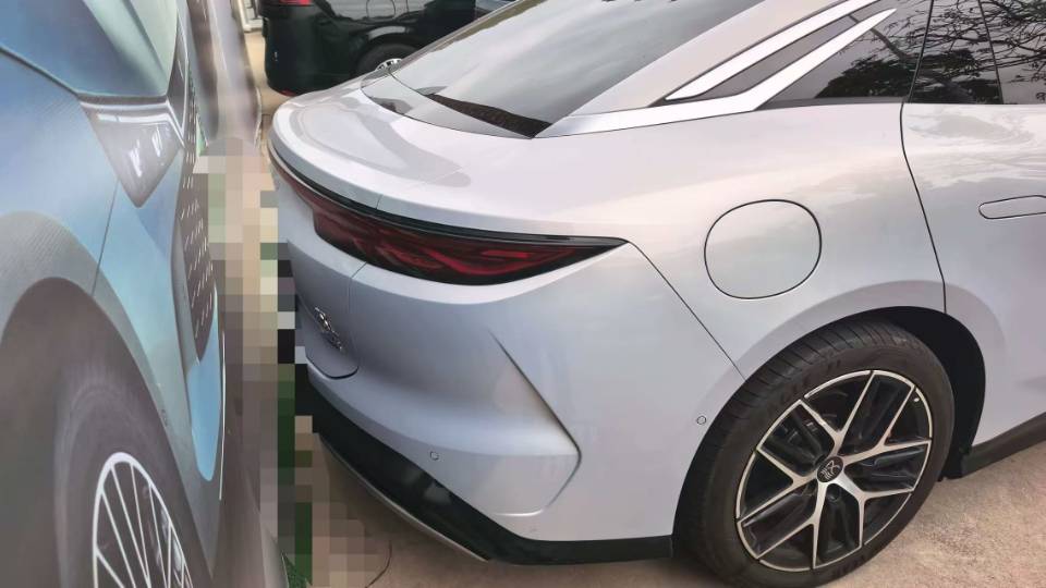 比亚迪 汉L 2025 汽车图片 #3