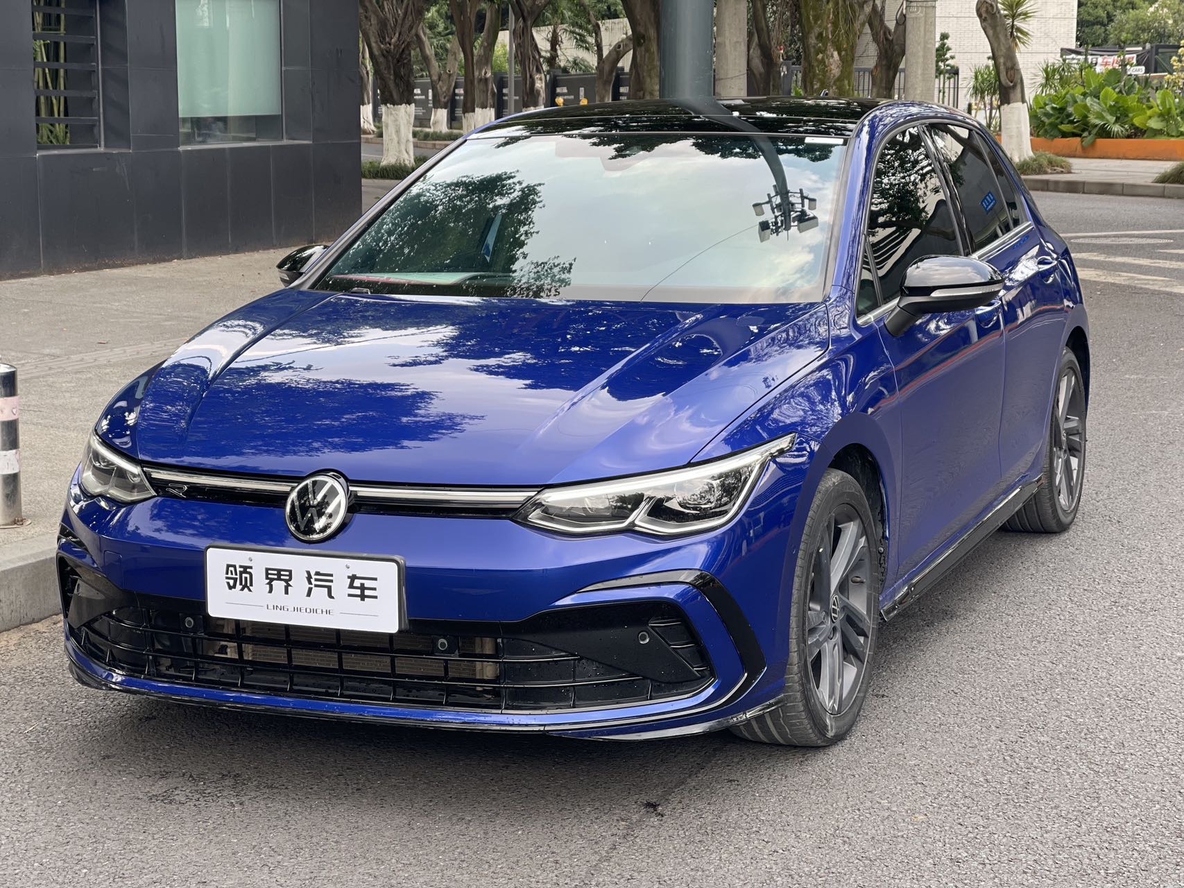 Volkswagen Golf 2021 car image 