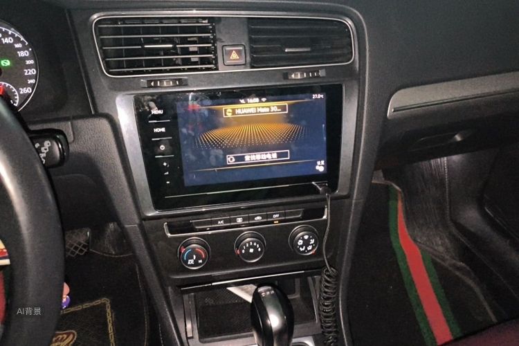 Volkswagen Golf 2020 car image #15